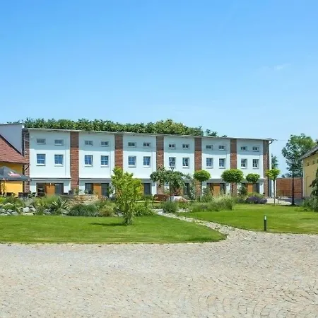 Pensjonat Statek 1738 4*