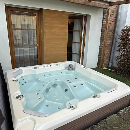 Statek 1738 Pensjonat Vsestudy