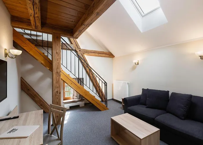 Statek 1738 4* Vsestudy