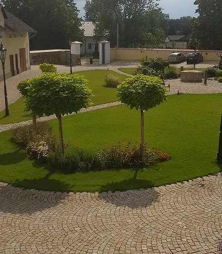 Statek 1738 4* Vsestudy